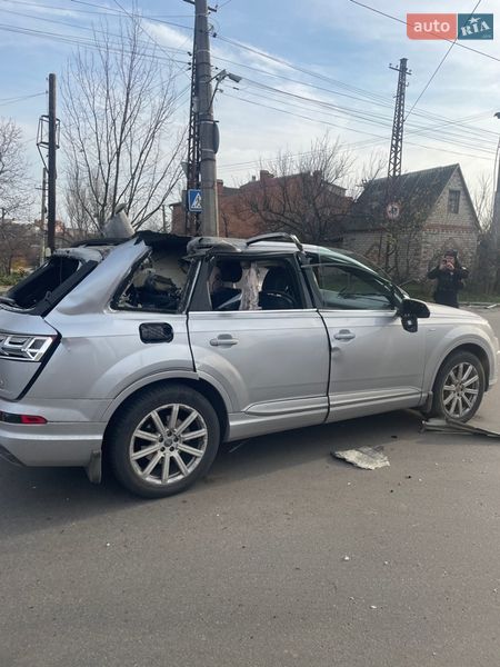 Позашляховик / Кросовер Audi Q7 2017 в Херсоні фото 5 Позашляховик / Кросовер Audi Q7 2017 в Херсоні