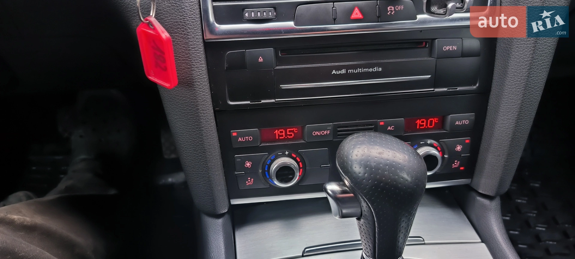2011 Audi Q7 - мініатюра 12