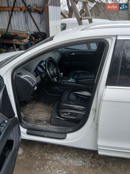 Внедорожник / Кроссовер Audi Q7 2011 в Днепре