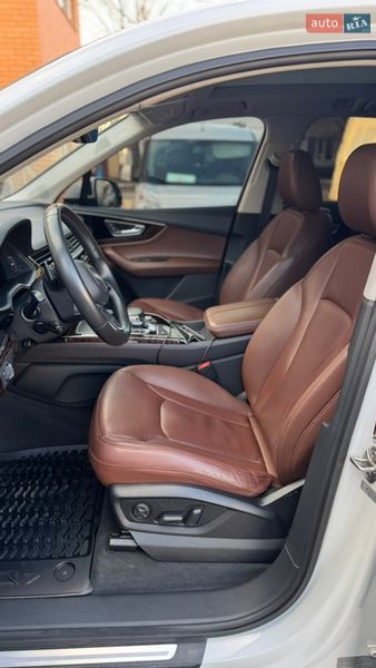 Внедорожник / Кроссовер Audi Q7 2018 в Киеве