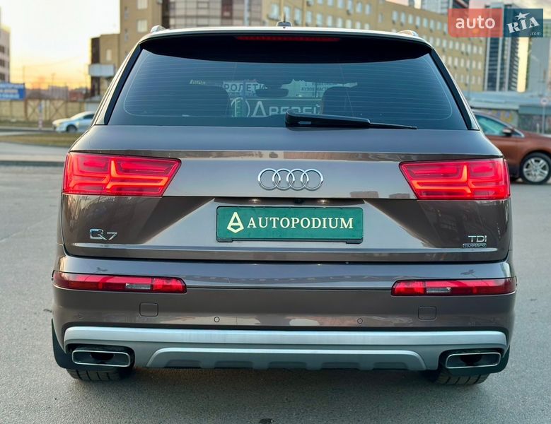 Позашляховик / Кросовер Audi Q7 2017 в Києві фото 10 Позашляховик / Кросовер Audi Q7 2017 в Києві