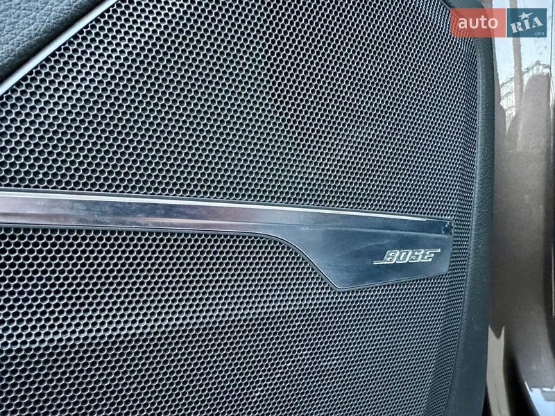 Позашляховик / Кросовер Audi Q7 2017 в Києві фото 21 Позашляховик / Кросовер Audi Q7 2017 в Києві