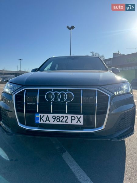Внедорожник / Кроссовер Audi Q7 2021 в Киеве