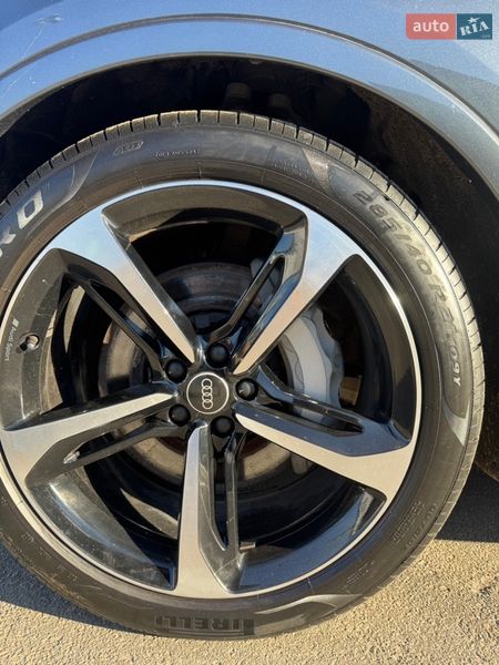 Внедорожник / Кроссовер Audi Q7 2021 в Киеве