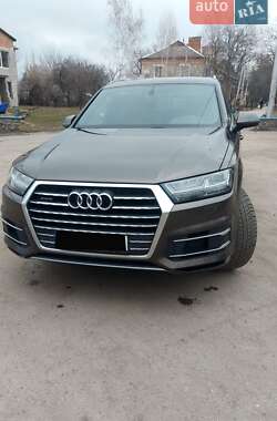 Внедорожник / Кроссовер Audi Q7 2017 в Кропивницком