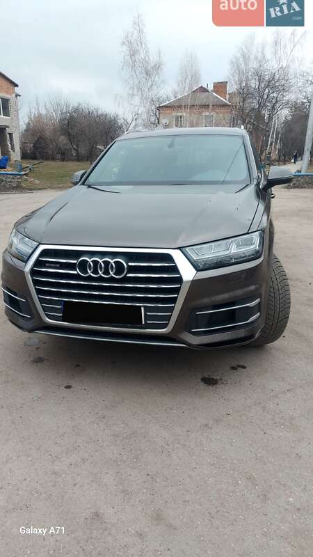 Позашляховик / Кросовер Audi Q7 2017 в Кропивницькому