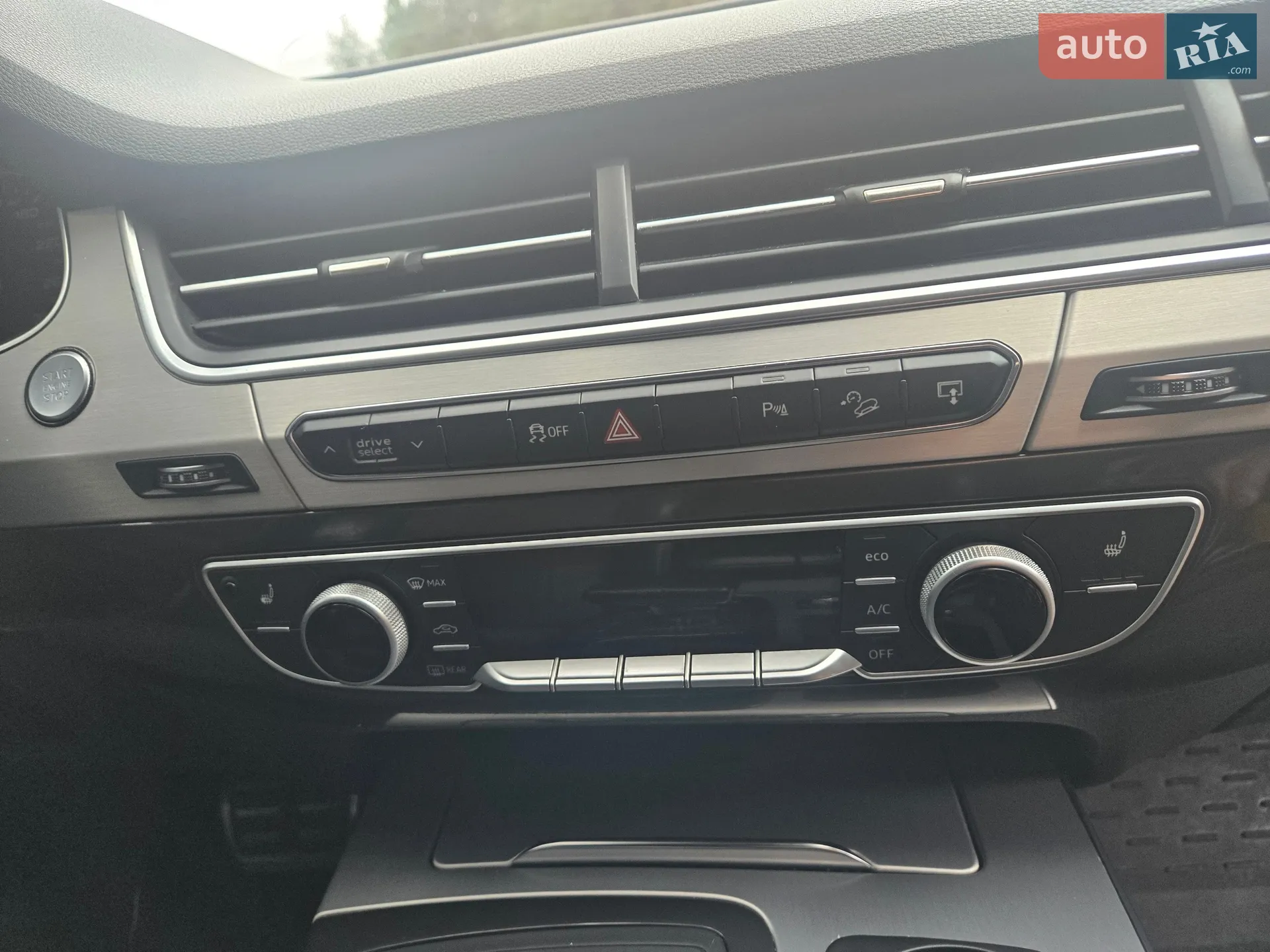 2016 Audi Q7 - мініатюра 12
