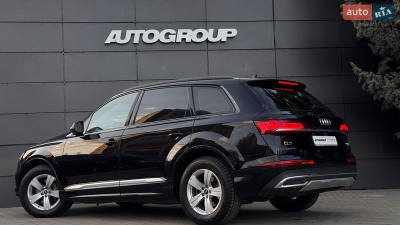 Внедорожник / Кроссовер Audi Q7 2021 в Днепре