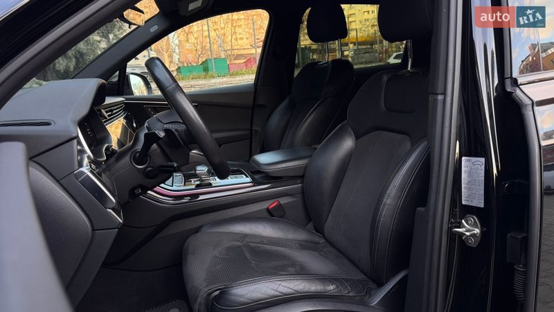 Внедорожник / Кроссовер Audi Q7 2021 в Днепре