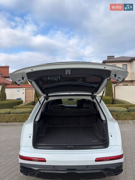 Внедорожник / Кроссовер Audi Q7 2020 в Одессе