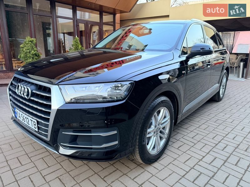 Внедорожник / Кроссовер Audi Q7 2016 в Хмельницком