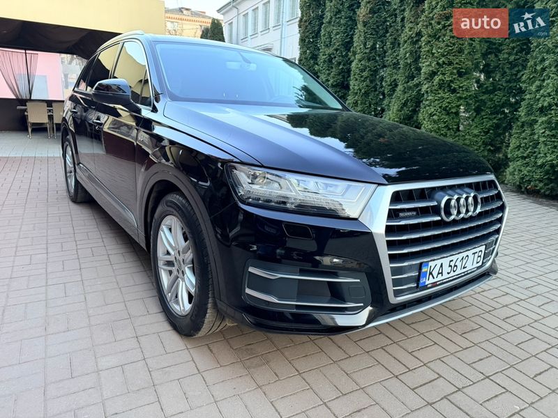 Внедорожник / Кроссовер Audi Q7 2016 в Хмельницком