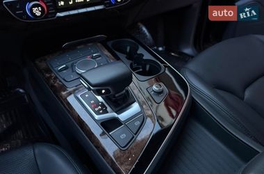 Внедорожник / Кроссовер Audi Q7 2016 в Хмельницком