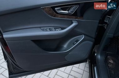 Внедорожник / Кроссовер Audi Q7 2016 в Хмельницком