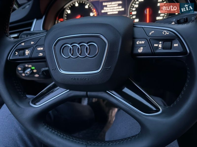 Внедорожник / Кроссовер Audi Q7 2016 в Хмельницком