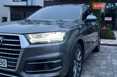 Внедорожник / Кроссовер Audi Q7 2017 в Киеве