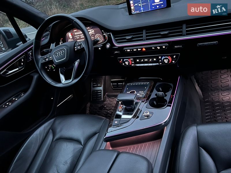 Позашляховик / Кросовер Audi Q7 2017 в Ужгороді фото 14 Позашляховик / Кросовер Audi Q7 2017 в Ужгороді