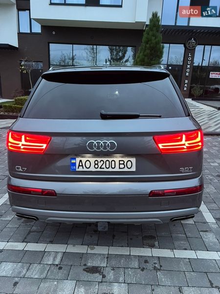Позашляховик / Кросовер Audi Q7 2017 в Ужгороді фото 19 Позашляховик / Кросовер Audi Q7 2017 в Ужгороді