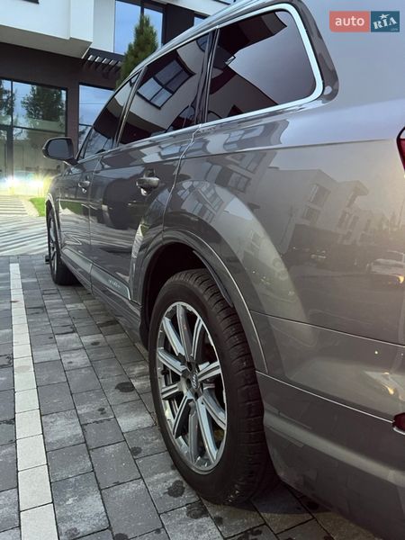 Внедорожник / Кроссовер Audi Q7 2017 в Киеве