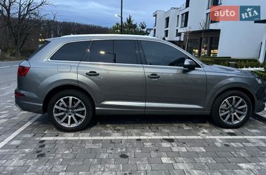 Внедорожник / Кроссовер Audi Q7 2017 в Киеве