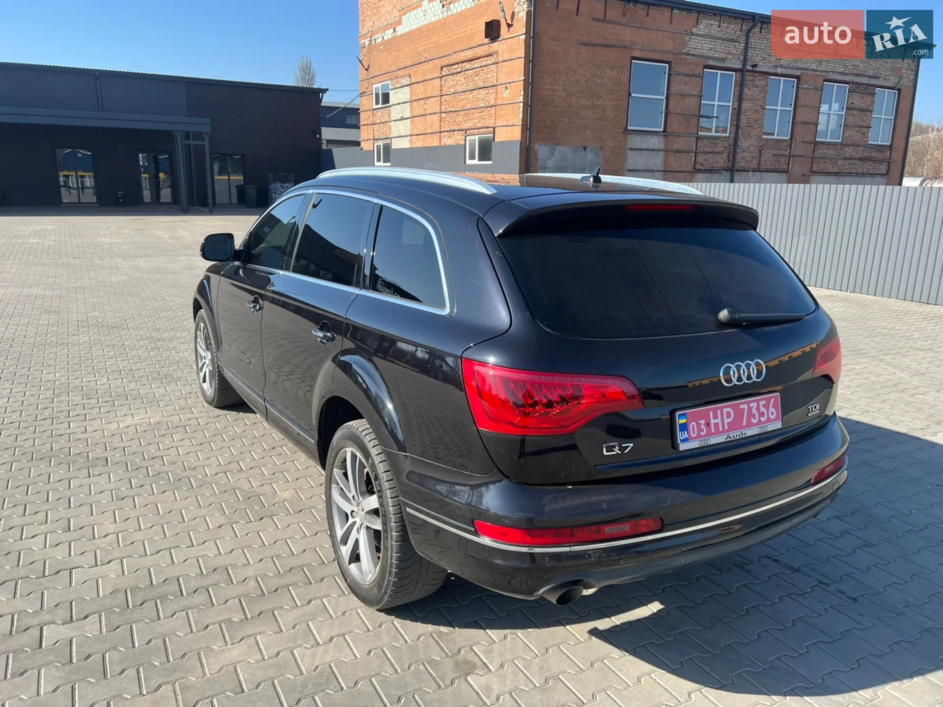 2011 Audi Q7 - мініатюра 12