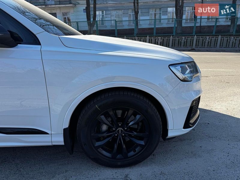 Позашляховик / Кросовер Audi Q7 2023 в Києві фото 5 Позашляховик / Кросовер Audi Q7 2023 в Києві