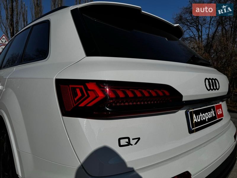 Позашляховик / Кросовер Audi Q7 2023 в Києві фото 9 Позашляховик / Кросовер Audi Q7 2023 в Києві