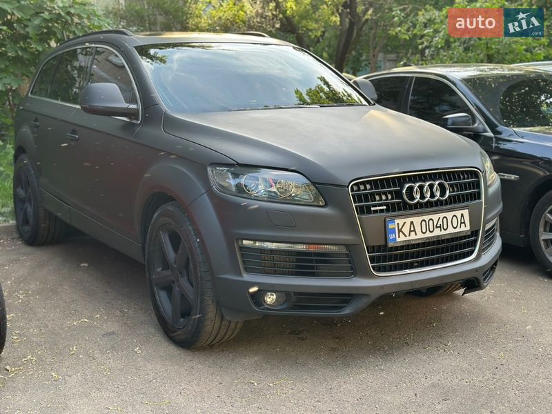 Внедорожник / Кроссовер Audi Q7 2008 в Киеве