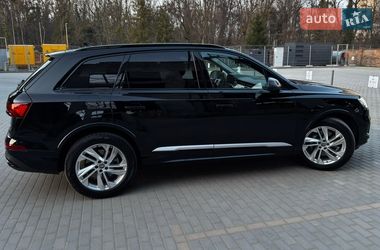 Позашляховик / Кросовер Audi Q7 2019 в Львові