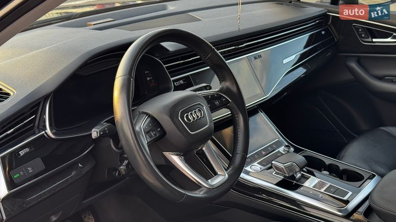 Позашляховик / Кросовер Audi Q7 2019 в Львові