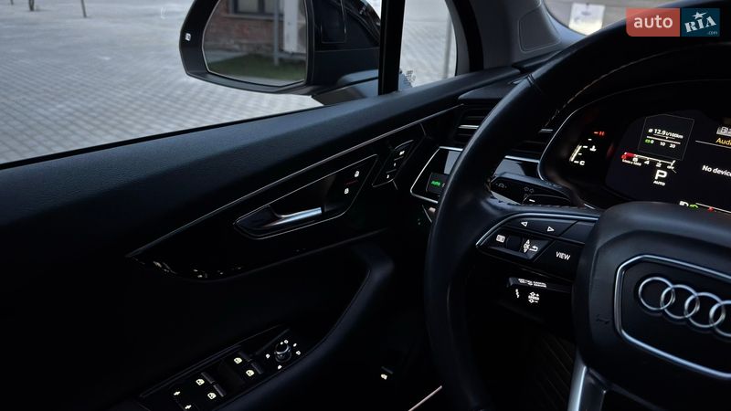 Позашляховик / Кросовер Audi Q7 2019 в Львові