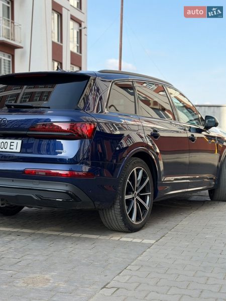 Внедорожник / Кроссовер Audi Q7 2021 в Ивано-Франковске
