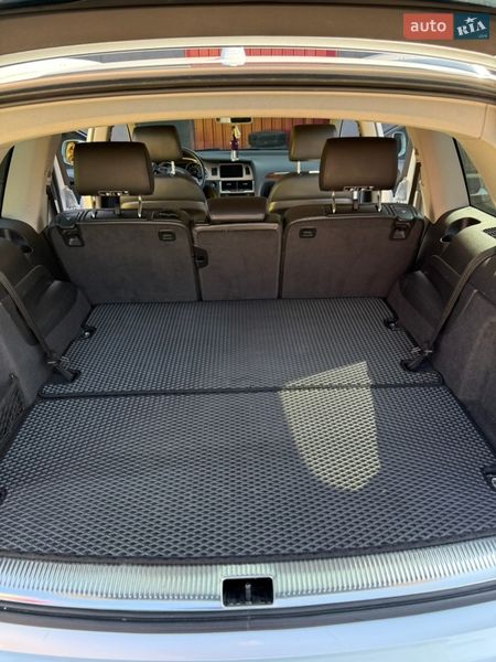 Внедорожник / Кроссовер Audi Q7 2011 в Ладыжине