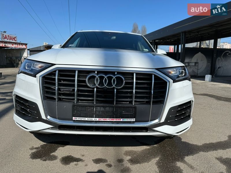Позашляховик / Кросовер Audi Q7 2021 в Києві