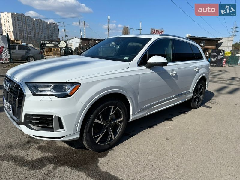 Позашляховик / Кросовер Audi Q7 2021 в Києві