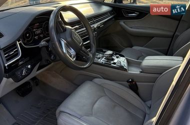 Внедорожник / Кроссовер Audi Q7 2015 в Киеве