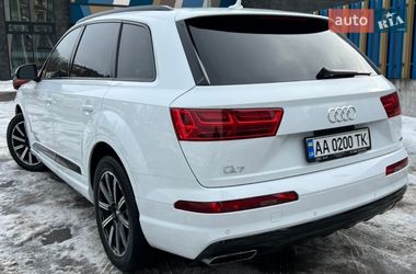 Внедорожник / Кроссовер Audi Q7 2019 в Киеве