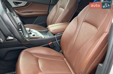 Внедорожник / Кроссовер Audi Q7 2019 в Киеве