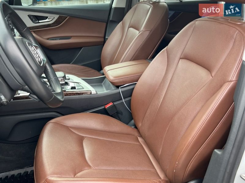 Внедорожник / Кроссовер Audi Q7 2019 в Киеве