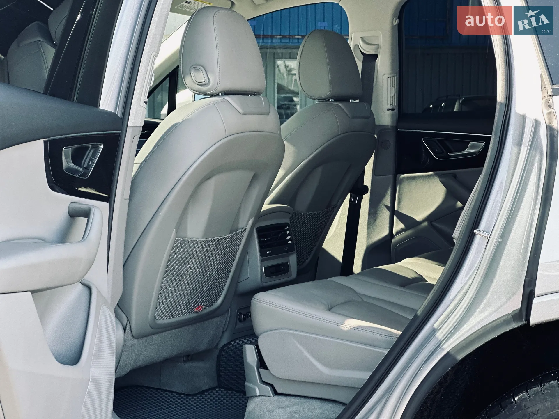 2020 Audi Q7 - мініатюра 6