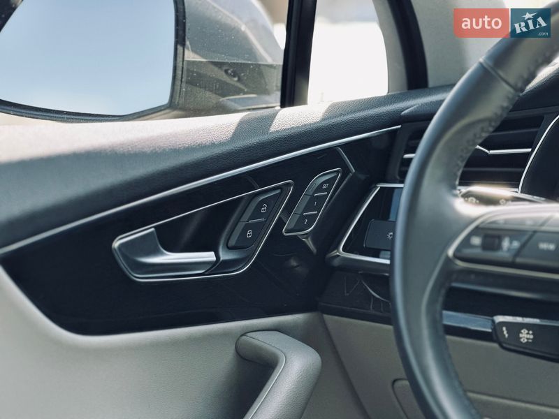 Внедорожник / Кроссовер Audi Q7 2020 в Кременчуге фото 19 Внедорожник / Кроссовер Audi Q7 2020 в Кременчуге