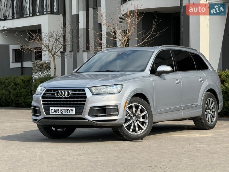 Внедорожник / Кроссовер Audi Q7 2017 в Стрые