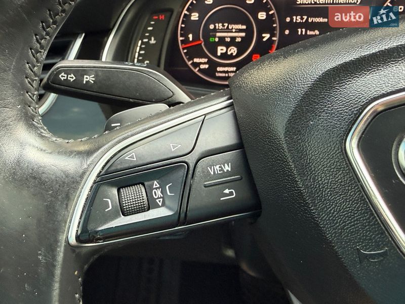 Внедорожник / Кроссовер Audi Q7 2017 в Стрые