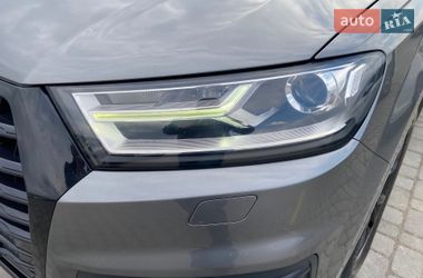 Внедорожник / Кроссовер Audi Q7 2016 в Черновцах