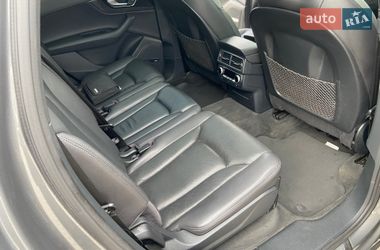 Внедорожник / Кроссовер Audi Q7 2016 в Черновцах