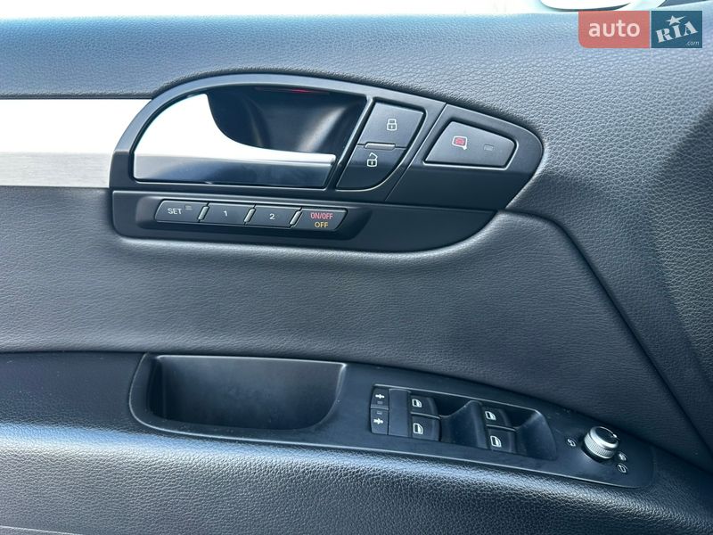 Позашляховик / Кросовер Audi Q7 2011 в Самборі