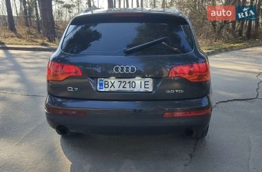 Внедорожник / Кроссовер Audi Q7 2006 в Нетешине
