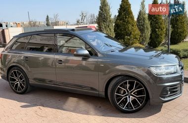 Внедорожник / Кроссовер Audi Q7 2016 в Стрые