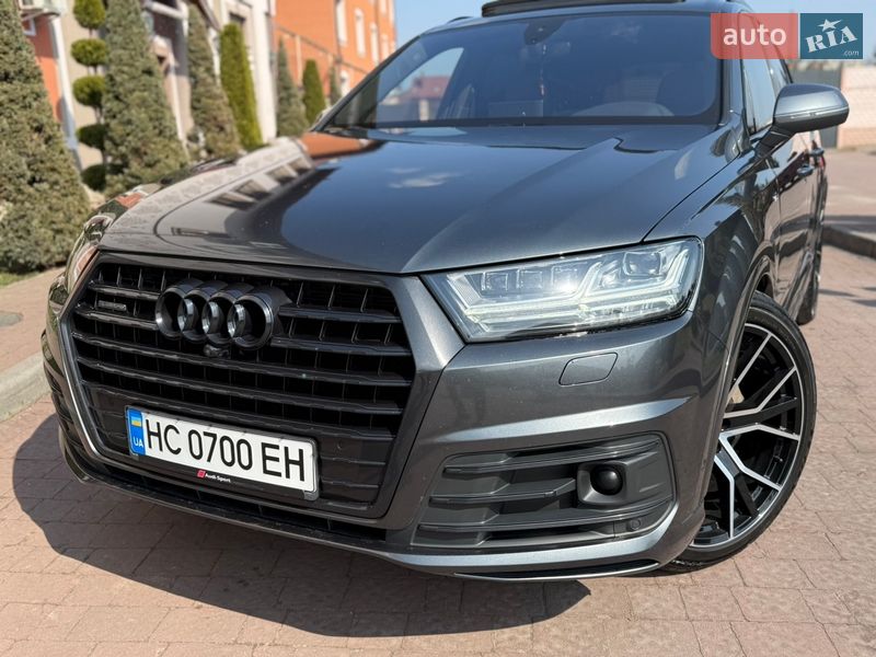 Внедорожник / Кроссовер Audi Q7 2016 в Стрые