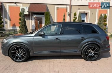 Внедорожник / Кроссовер Audi Q7 2016 в Стрые